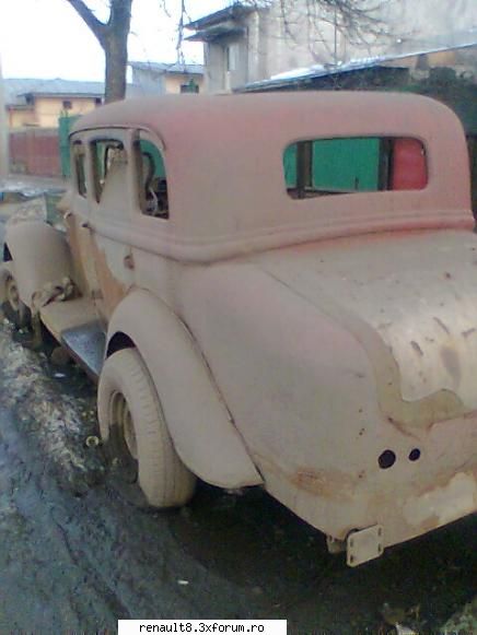 . alte batrane surprinse in romania