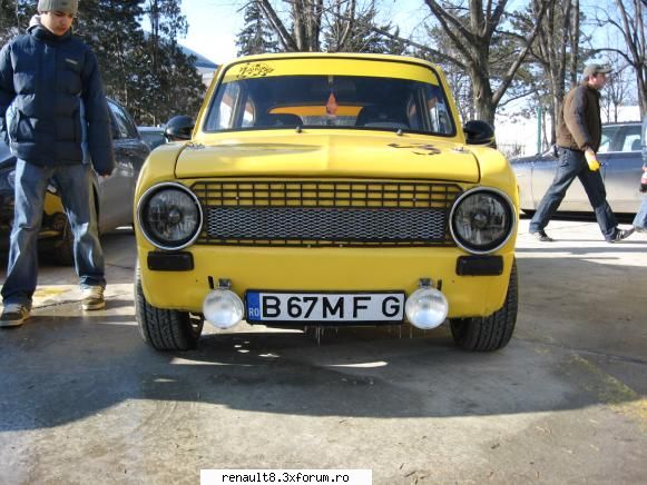 la romexpo in ziua raliului:) alte batrane surprinse in romania