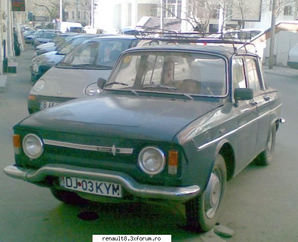 a treia poza alte batrane surprinse in romania