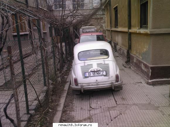 fiat 600
2 alte batrane surprinse in romania