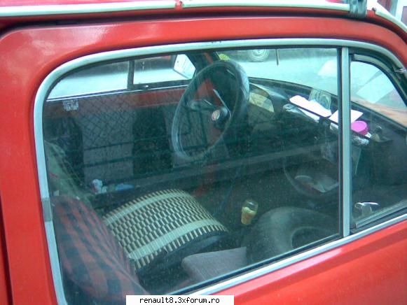 interior alte batrane surprinse in romania