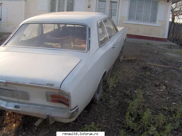 tot opelu alte batrane surprinse in romania