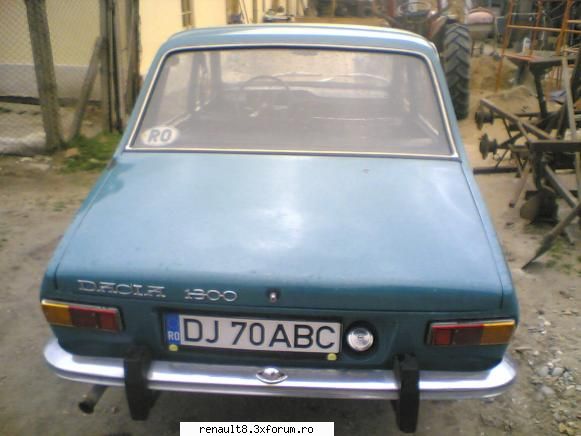 partea din spate dacia 1300 din 1970