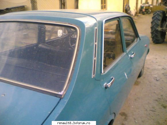 partea laterala dreapta dacia 1300 din 1970