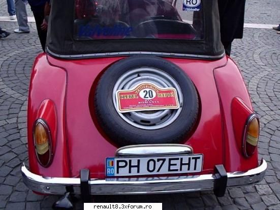 ce observati la masina asta? :d fara dacia 1100 - dar interesant