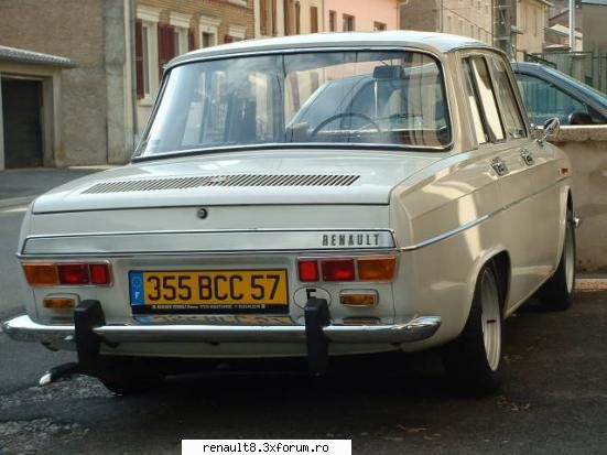 uite-o e major, insa.... :nebun: renault 10 major & renault dauphine gordini