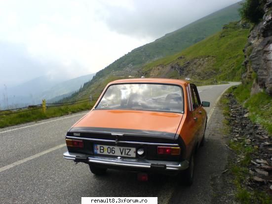 si daca topicul tot se refera la renault 12, vreau sa va mai arat cateva poze cu cealalta masina a